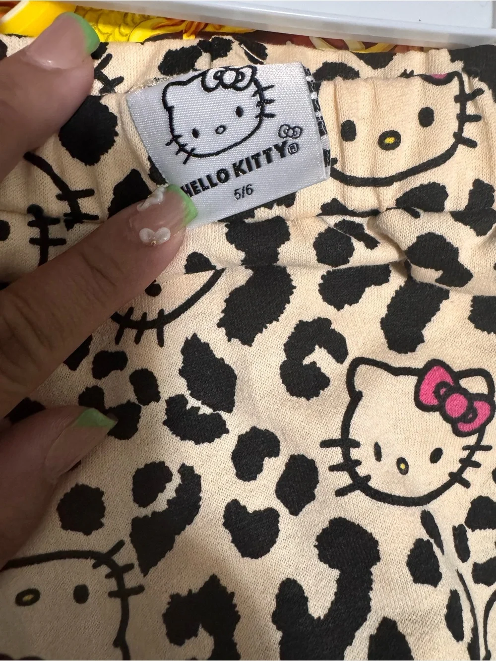 Hello Kitty Pink Short-Sleeve Knot-Front Set with Leopard Print skort